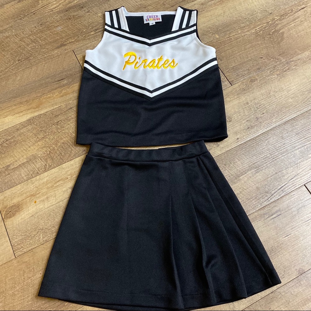 Cheerleading uniform